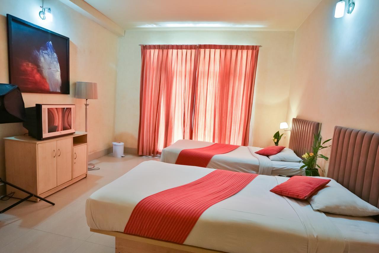 Foy'S Lake Resort Dakhin Kattali Zewnętrze zdjęcie